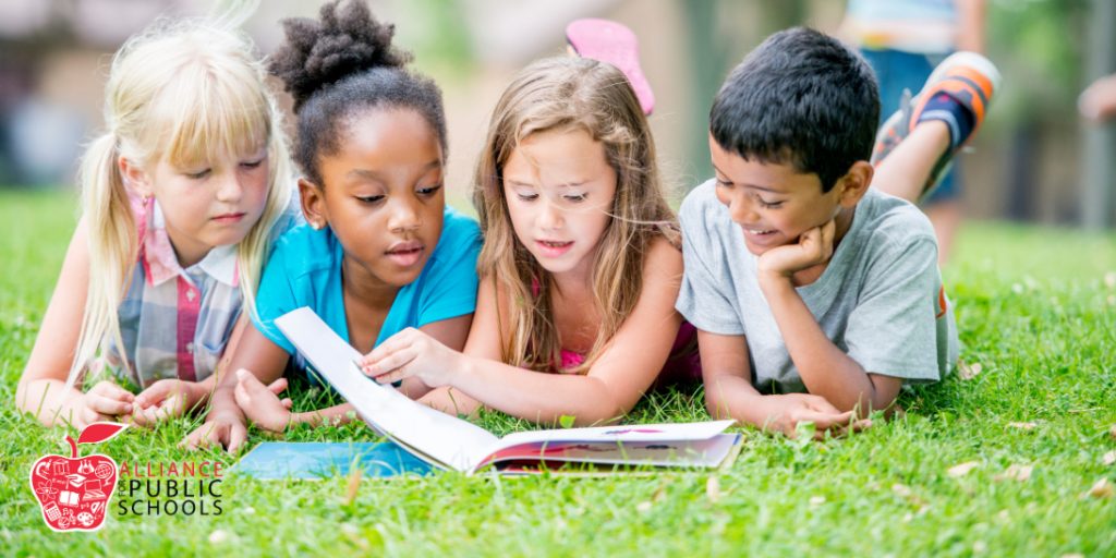children reading