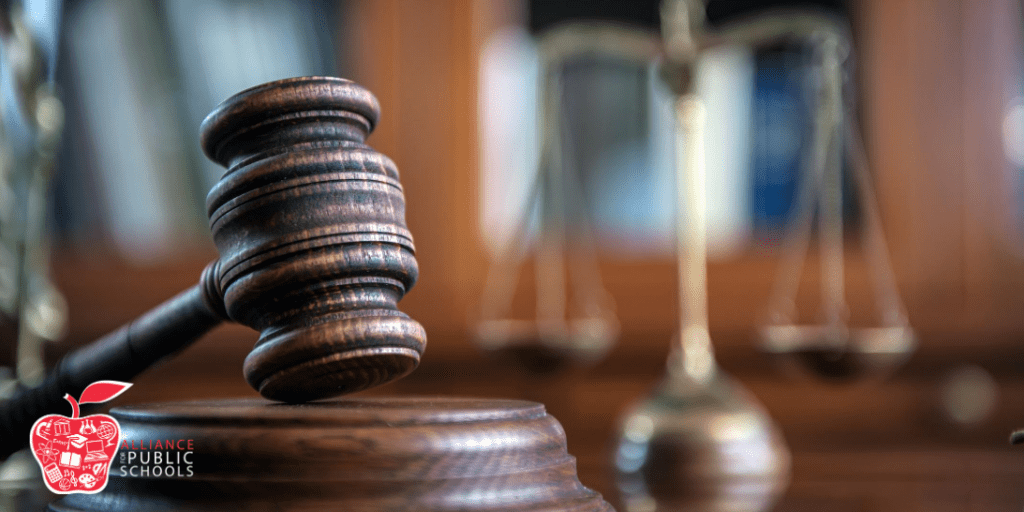 Teachers' lawsuit to prevent mandatory school reopening proceeds